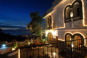 Гостиница La Dimora Le Fumarole B&B  Ерколано